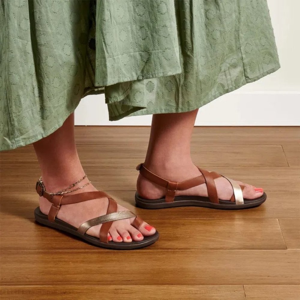 OluKai "Upena" Women's Leather Flat Sandals in "Mustard/Bubbly", Size 9M